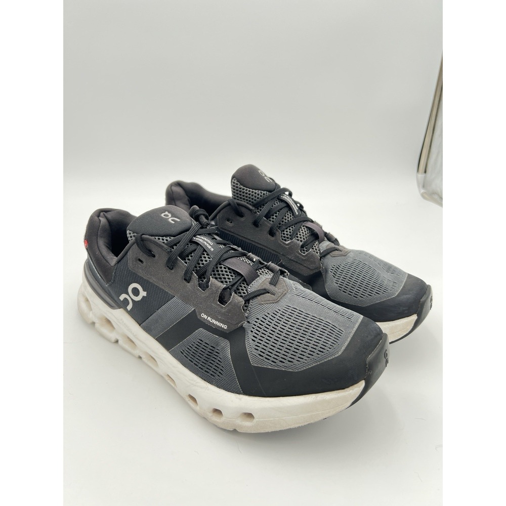 On Cloud Men's Black Running Shoes Athletic Walking Sneakers Size 11.5